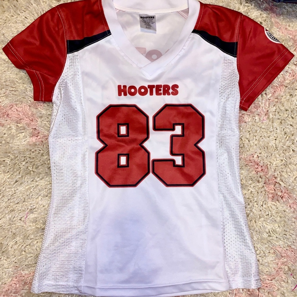 Original hooters red jersey uniform top